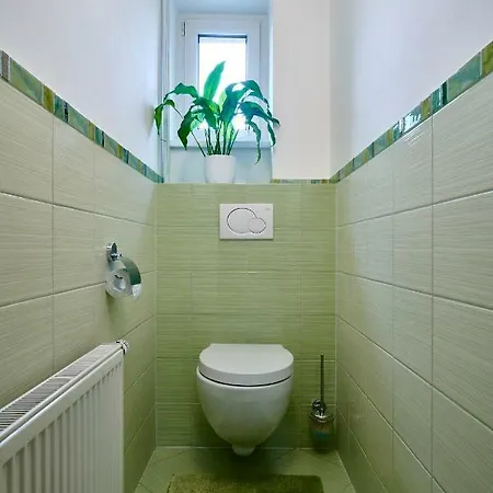 Apartment Ostrava アパート オストラヴァ